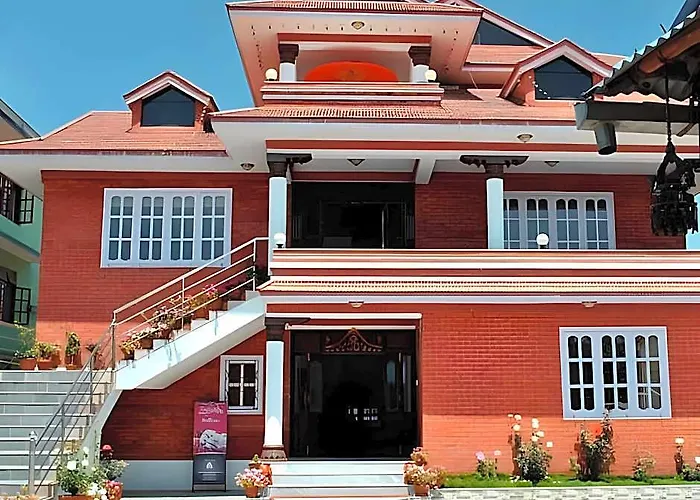 Chef House Hotel 2*